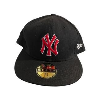 New York Yankees fitted hat size 7 7/8